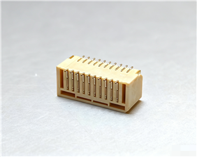 1.0毫米间距，90°表面贴装类型。双列